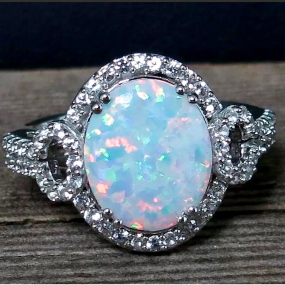 FIERY AUSTRALIAN OPAL RING 5.50 CTW•925 STERLING